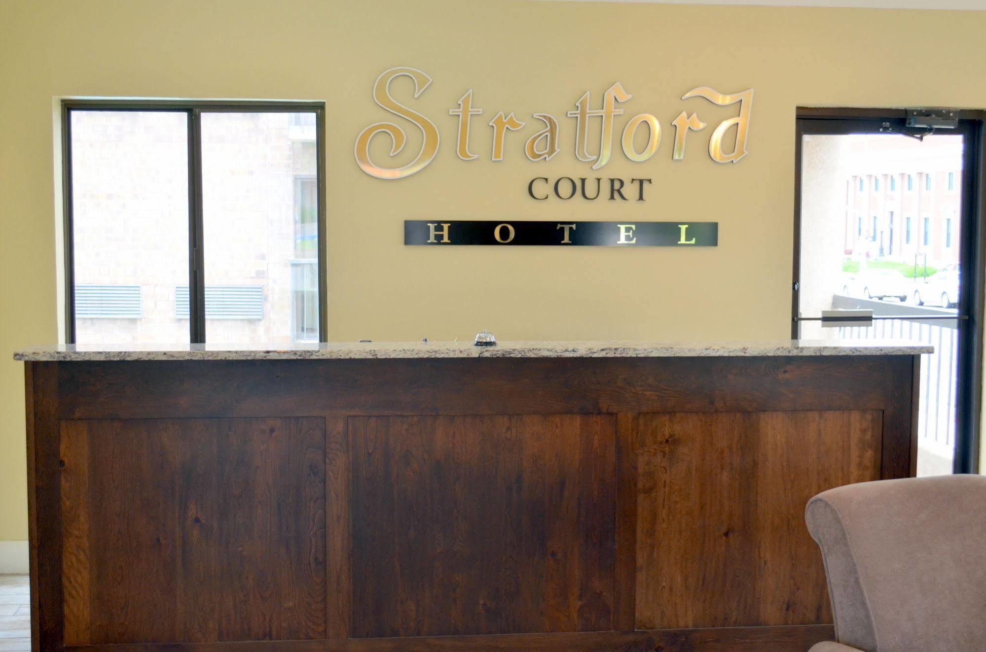 Stratford Court Hotel Cedar City Exteriör bild
